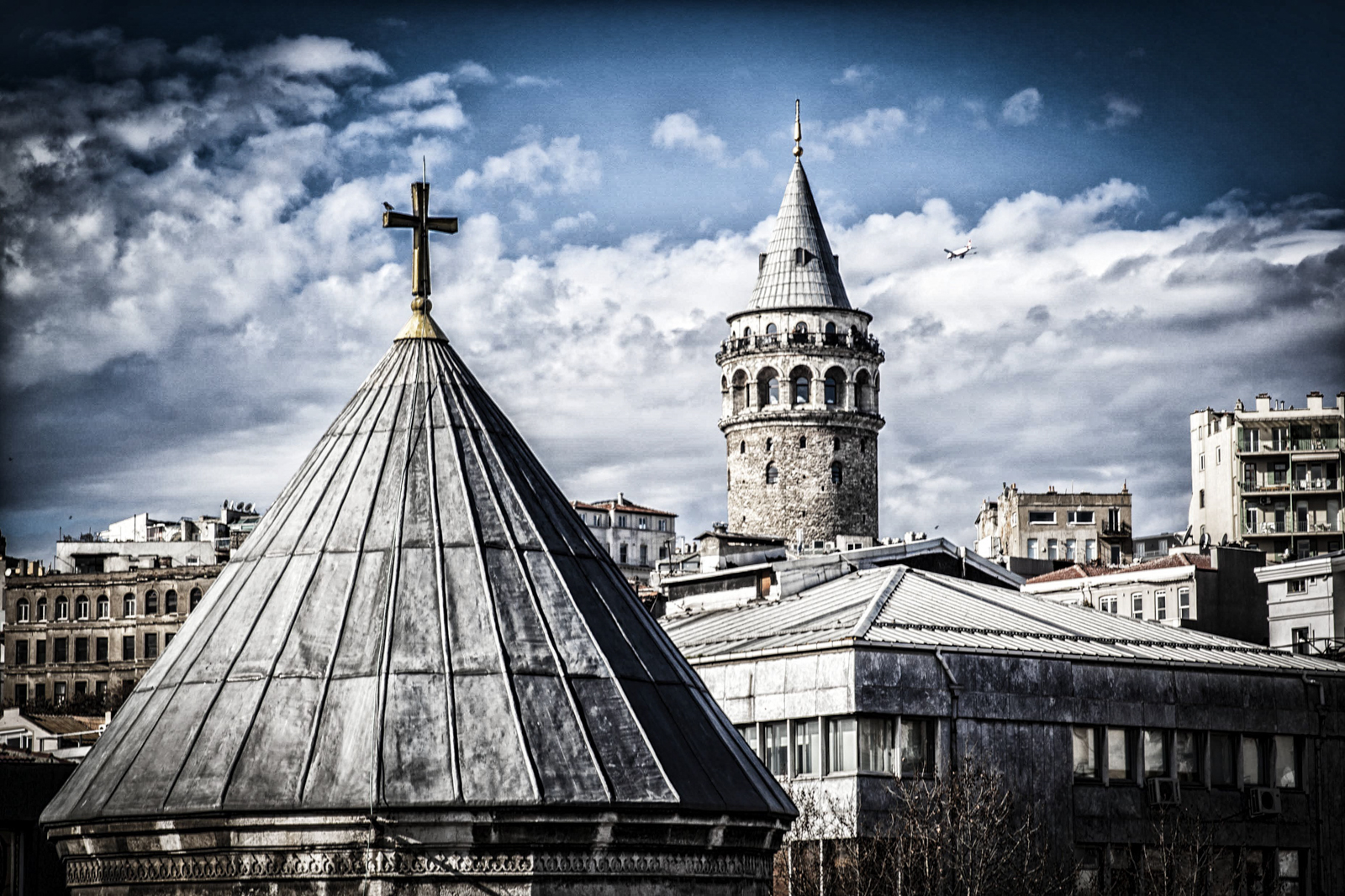 SuBUP Rooftop View Galata Tower