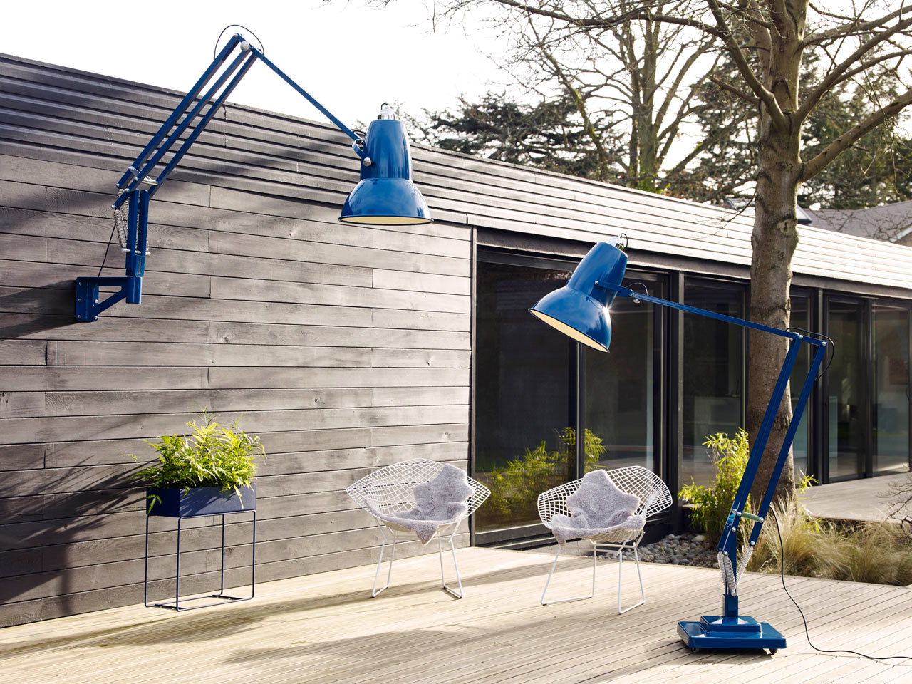 Anglepoise_Original_1227_Giant_Outdoor_Lamp-1
